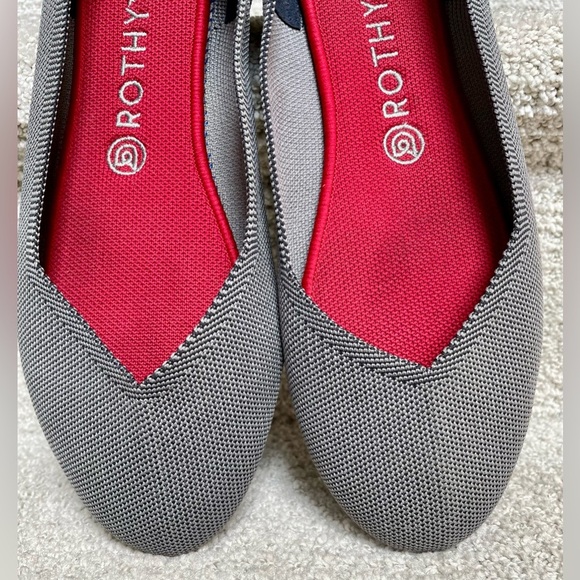Rothy's Light and Dark Blue Grey Weave Slip On Classic Flat Red Insole Washable - Picture 5 of 9